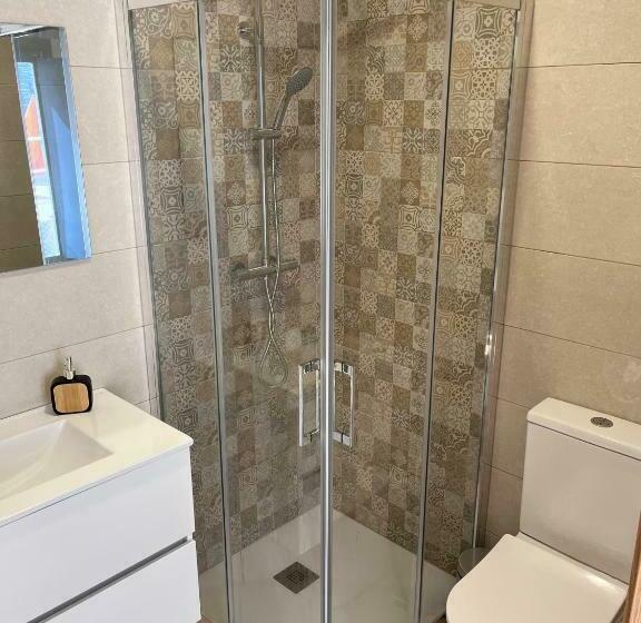 스탠다드 싱글 룸, O Refuxio Do Náufrago