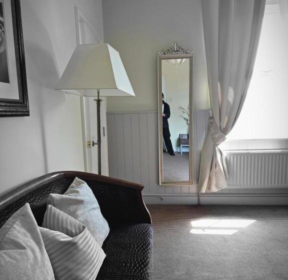 Номер Deluxe, The Swan At Compton