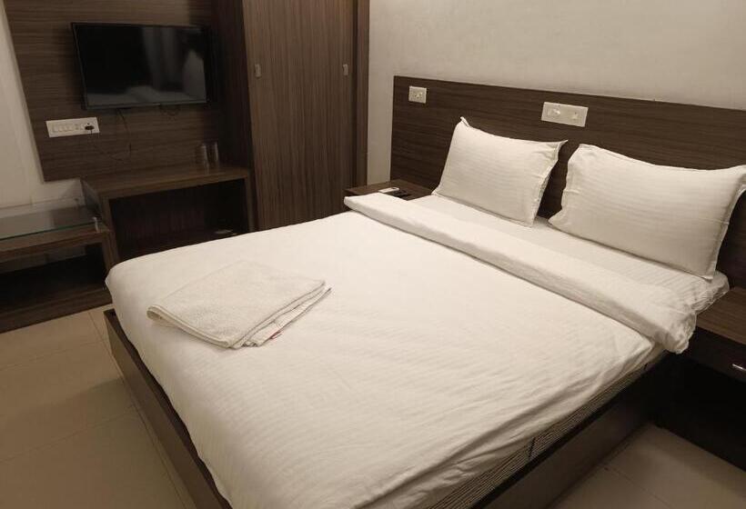 スタンダードルーム, Four Squares Inn, Technopark Phase 3