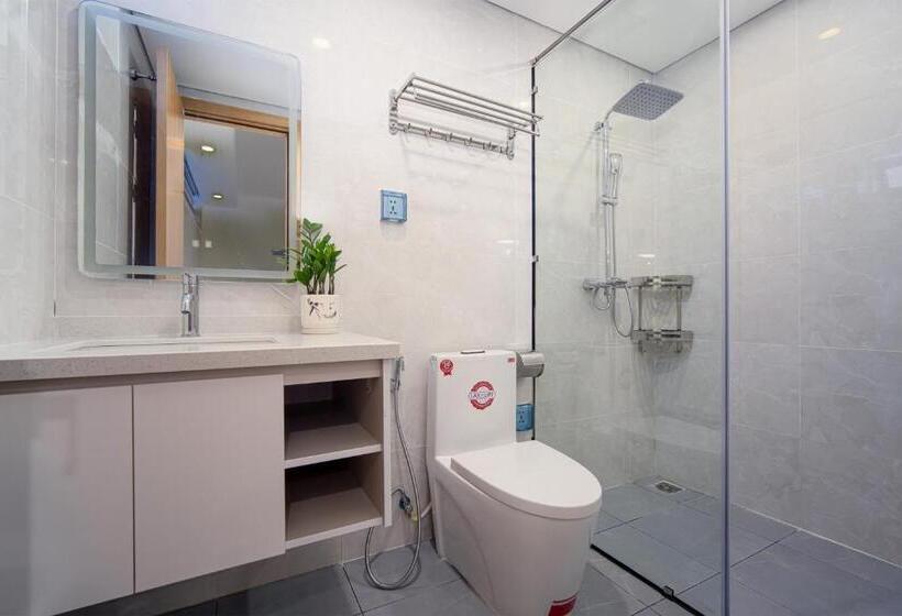 1 Bedroom Penthouse Apartment, Hsuites Riverside Hotel And Apartment