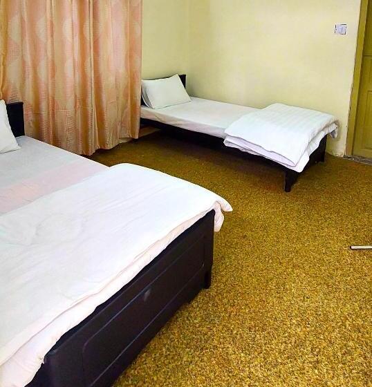 اتاق اکونومی, Raahi Hotel City Site Gilgit