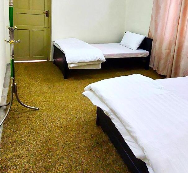 اتاق اکونومی, Raahi Hotel City Site Gilgit