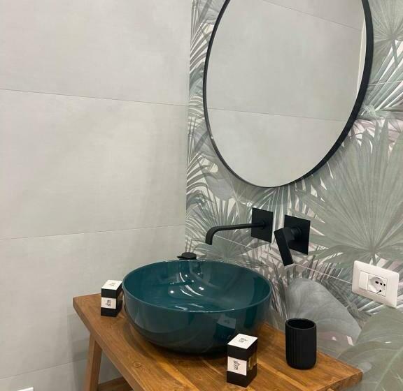 디럭스 스위트, Fran City Suite