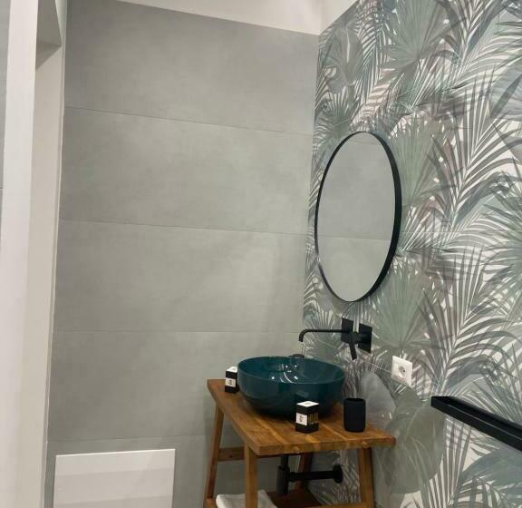 디럭스 스위트, Fran City Suite