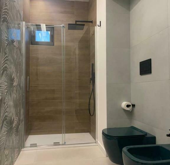 디럭스 스위트, Fran City Suite