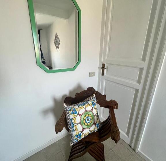 اتاق استاندارد, Mille Lire Peppe S Home