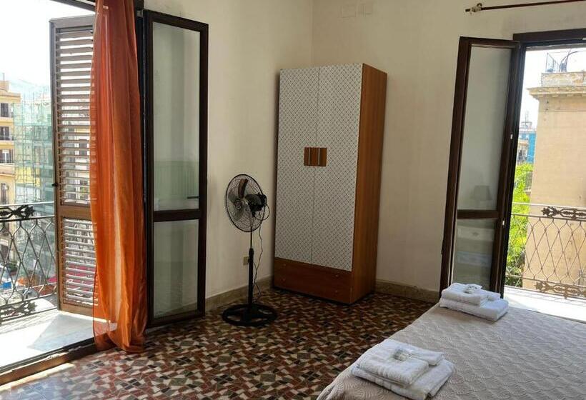 سوییت جونیور با بالکن, Mille Lire Peppe S Home