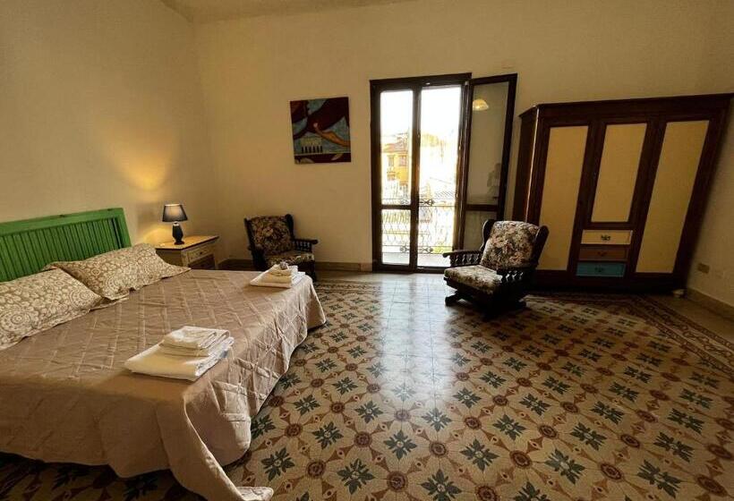 سوییت, Mille Lire Peppe S Home