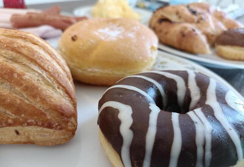 سوییت جونیور با بالکن, Mille Lire Peppe S Home