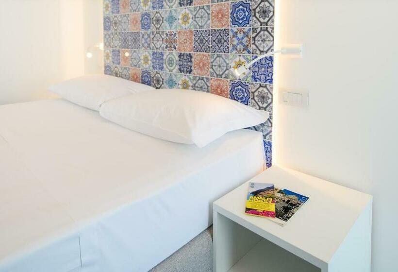 חדר דלוקס עם מרפסת נוף לים, La Dimora Del Maestro