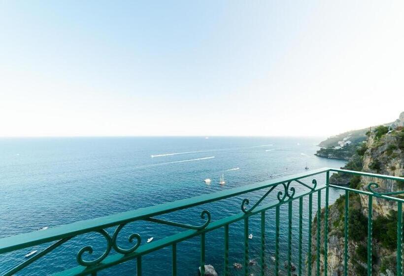 חדר דלוקס עם מרפסת נוף לים, La Dimora Del Maestro