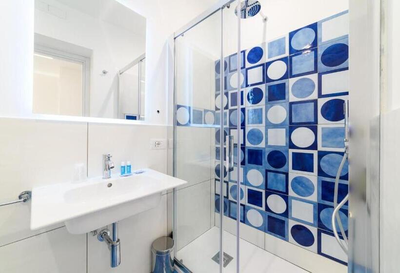 חדר דלוקס עם מרפסת נוף לים, La Dimora Del Maestro