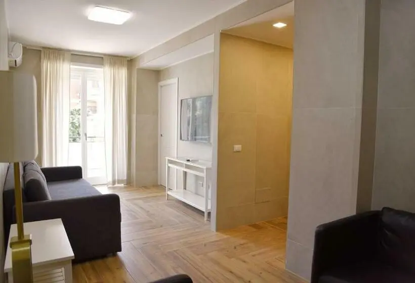 اتاق استاندارد با بالکن, La Maison Latina Guest House