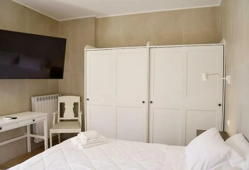 اتاق استاندارد با بالکن, La Maison Latina Guest House