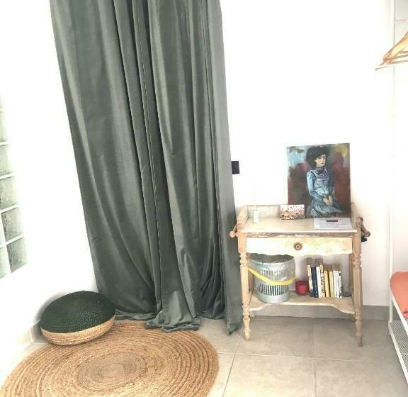 Номер Стандарт Трехместный, Cosy Private Bath And Garden