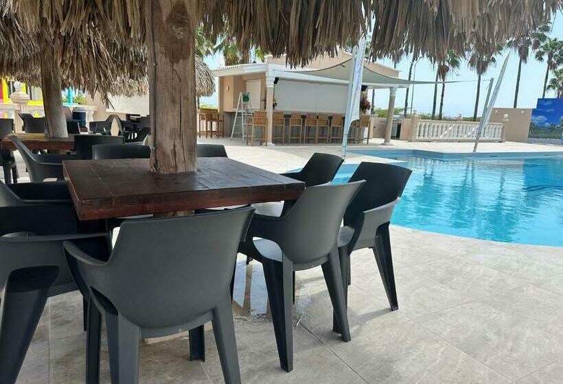 استودیوی لوکس, Merakii Seaview Escape Curacao