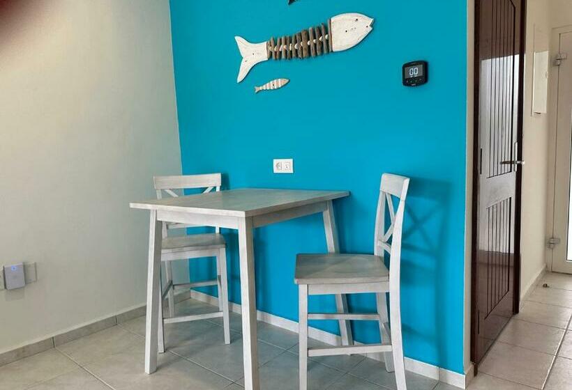 استودیوی لوکس, Merakii Seaview Escape Curacao