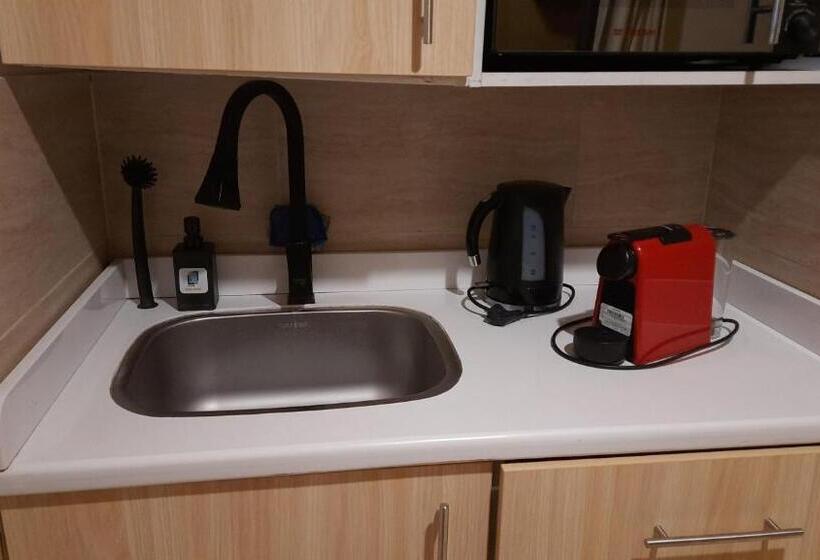 استودیو استاندارد با تراس, Aldau Heights Kevin