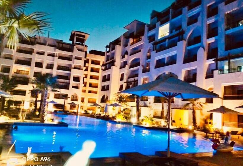 آپارتمان 1 خوابه با تراس, Aldau Heights Kevin