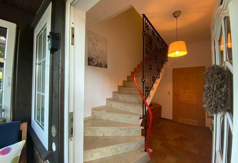 شقة غرفتين, Ferienwohnung Heideschmetterling