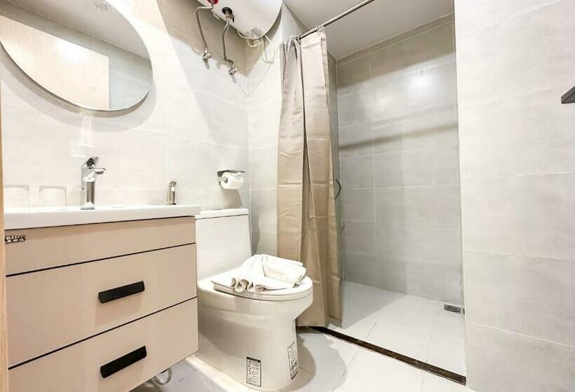 חדר סטנדרט עם מיטת קינג, Landmark Vientiane Life Center