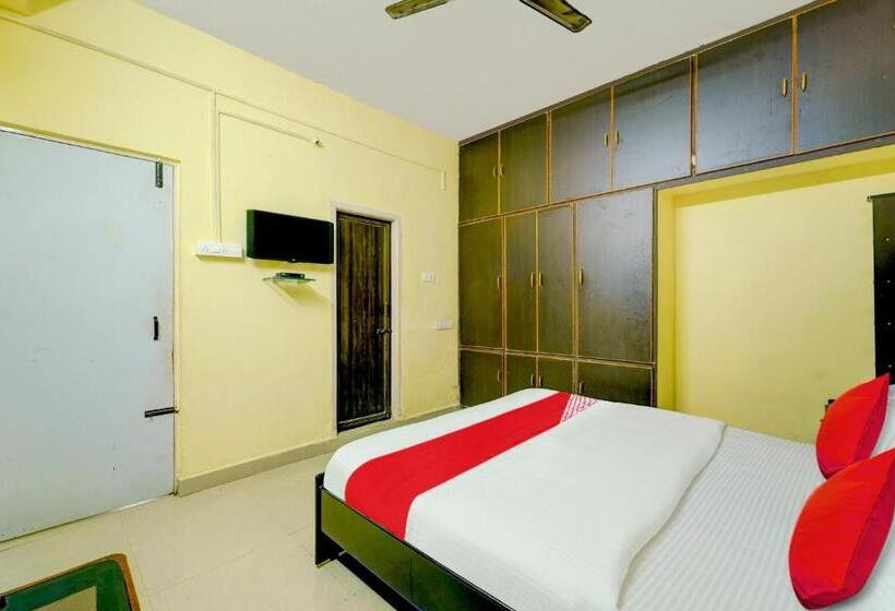 اتاق استاندارد, Oyo Flagship 81352 Sree Sr Home Stay Service Apartment