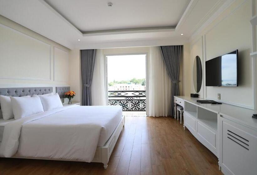 اتاق لوکس با بالکن, Le Marais Hotel Dalat