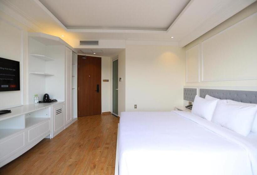 اتاق لوکس با بالکن, Le Marais Hotel Dalat