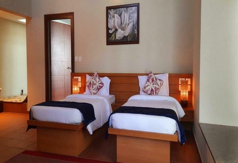 Полулюкс, Niraamaya Retreats Vaidekam, Kannur
