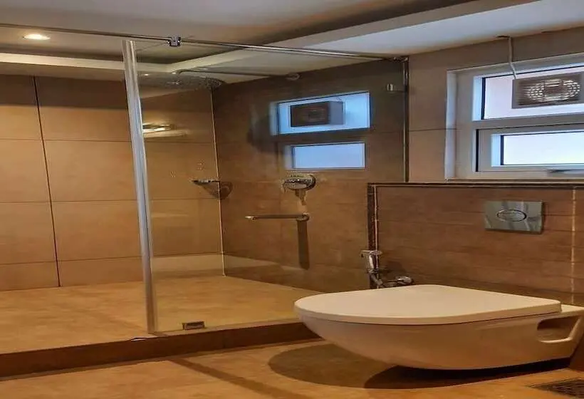 デラックススイート, Niraamaya Retreats Vaidekam, Kannur