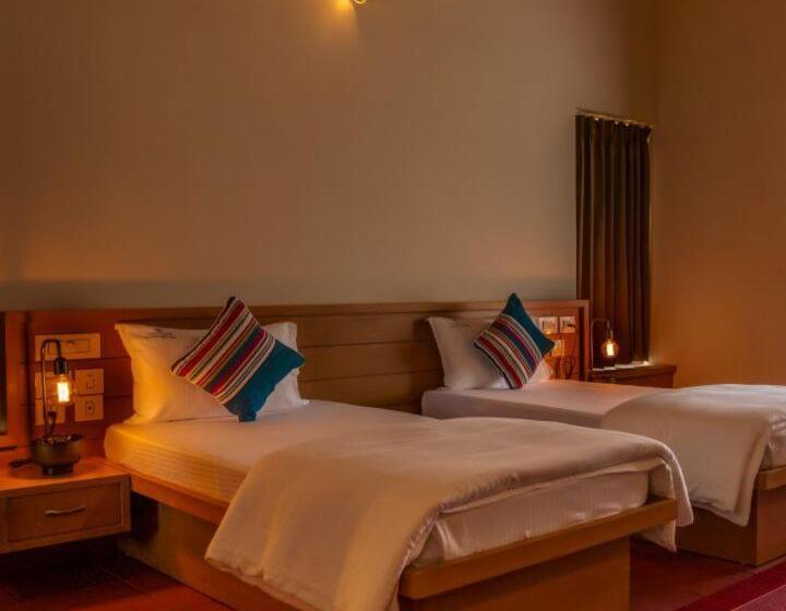 디럭스 스위트, Niraamaya Retreats Vaidekam, Kannur