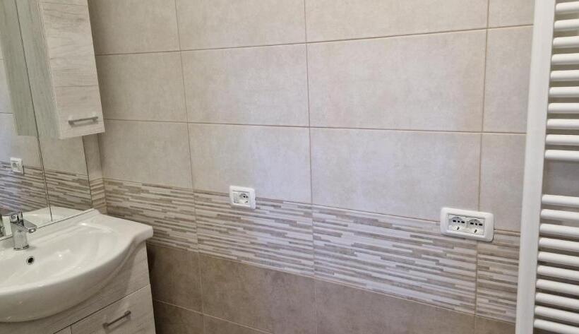 חדר סטנדרט יחיד, B&b Nina