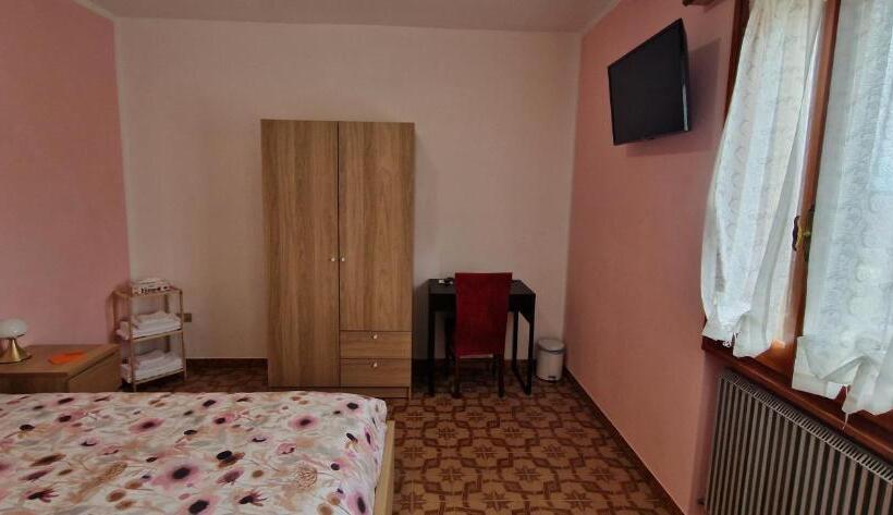 Номер Стандарт Вид на Горы, B&b Nina