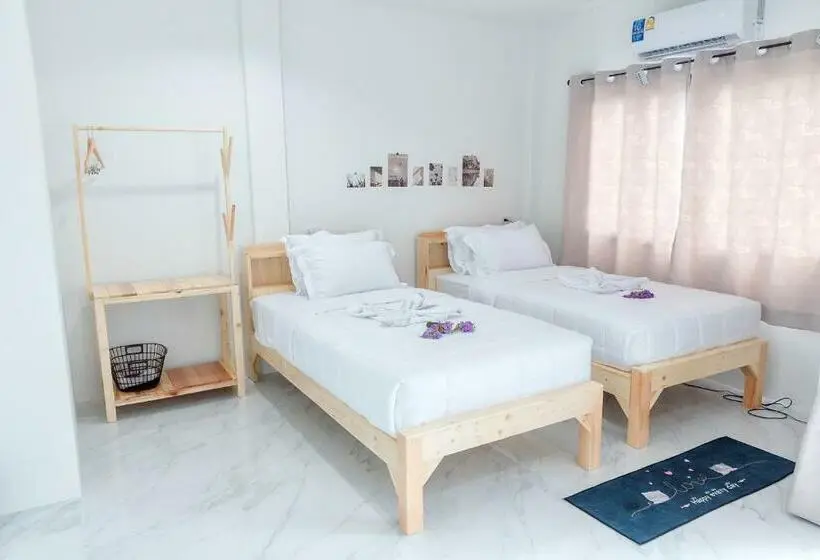スーペリアールーム, Phanomrung Hostel & Linn Chan Cafe พนมรุ้ง โฮส์เทล แอนด์ ลิณณ์จัง คาเฟ่
