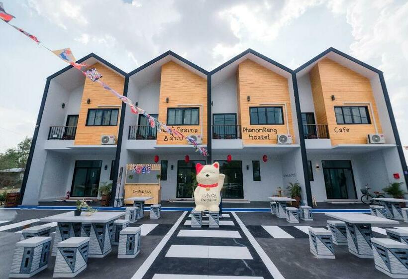 Camera Deluxe, Phanomrung Hostel & Linn Chan Cafe พนมรุ้ง โฮส์เทล แอนด์ ลิณณ์จัง คาเฟ่