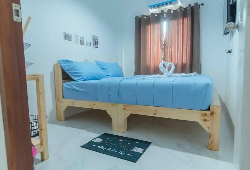 ベーシックルーム, Phanomrung Hostel & Linn Chan Cafe พนมรุ้ง โฮส์เทล แอนด์ ลิณณ์จัง คาเฟ่
