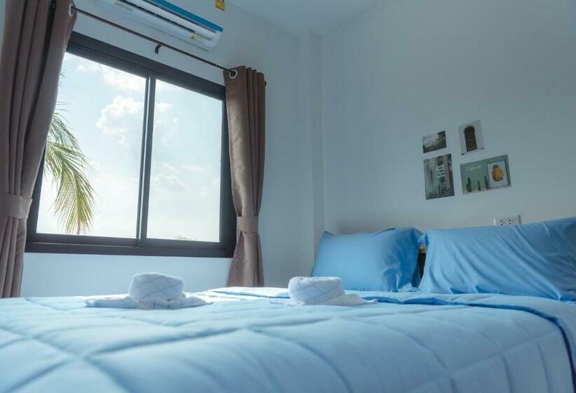 Quarto Basic, Phanomrung Hostel & Linn Chan Cafe พนมรุ้ง โฮส์เทล แอนด์ ลิณณ์จัง คาเฟ่