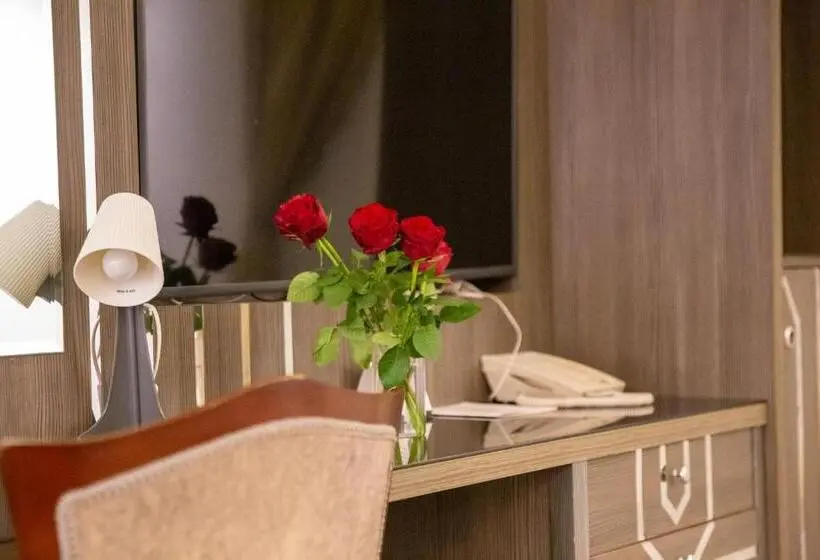 Deluxe-studio, Guest House Hotel Apartments