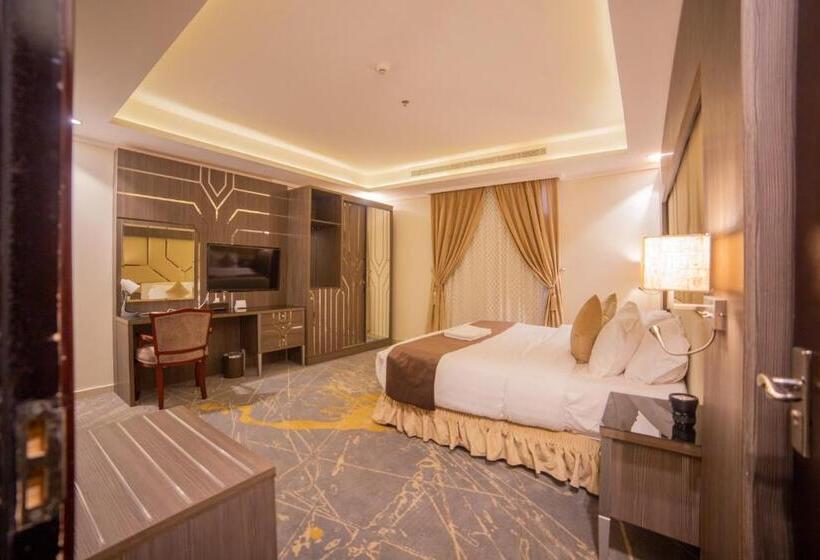 デラックススタジオ, Guest House Hotel Apartments