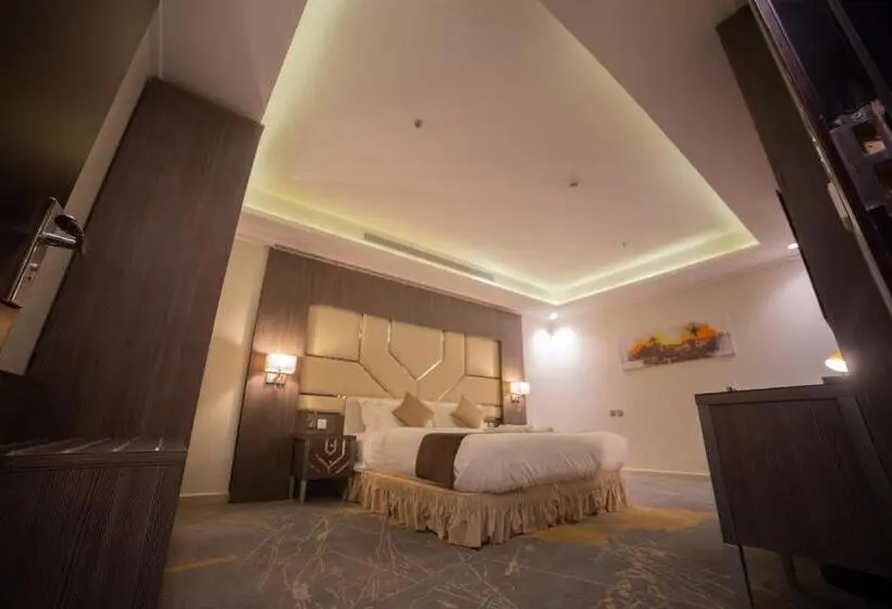 3 Bedroom Suite, Guest House Hotel Apartments