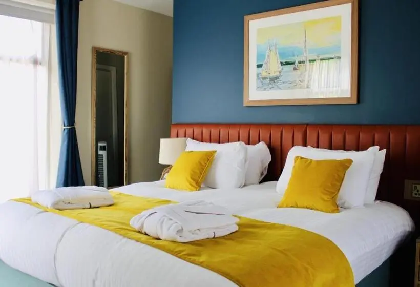 Deluxe-huone, Rooms At Haslar Marina