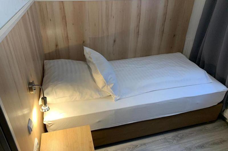 اتاق استاندارد یک نفره, Skyline Hotel Hannover