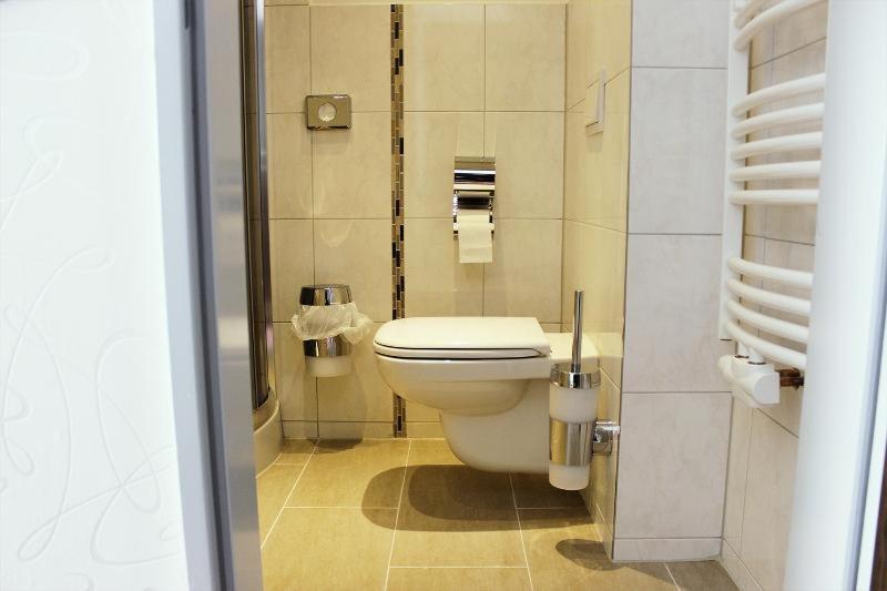 اتاق استاندارد سه نفره, Skyline Hotel Hannover