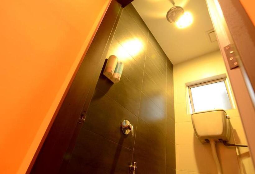 Семейный Номер, Sri Packers Klia