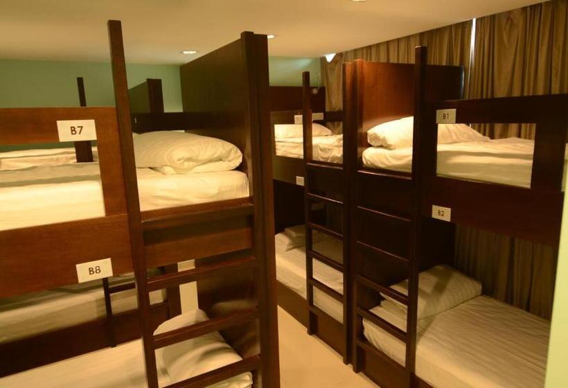 Семейный Номер, Sri Packers Klia