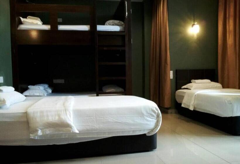 Семейный Номер Премиум, Sri Packers Klia