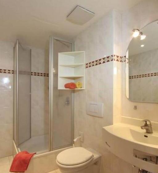 Standard Yhden Hengen Huone, Alpenlodge Pfronten