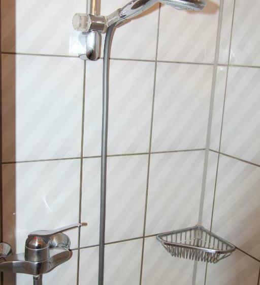 Quarto standart individual, Am Schloss Neuenstein