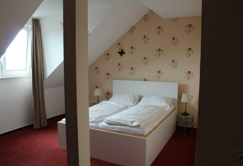 패밀리 룸, Gardenia