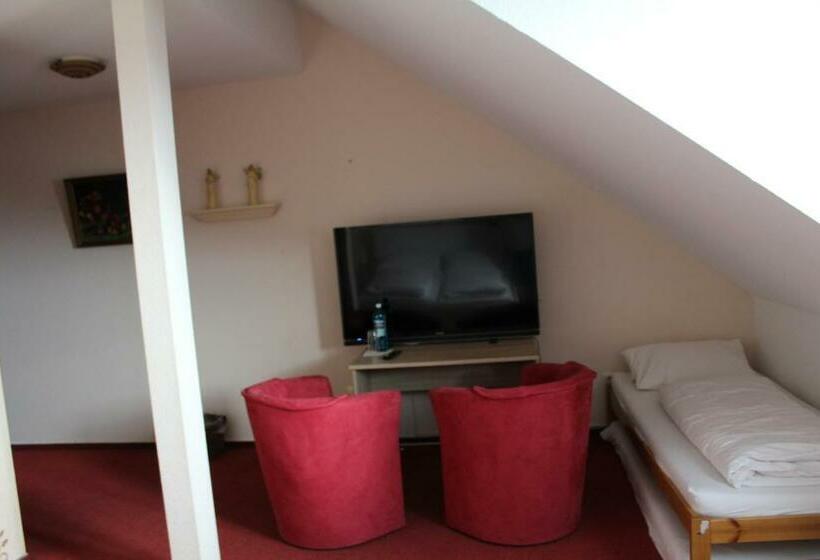 패밀리 룸, Gardenia